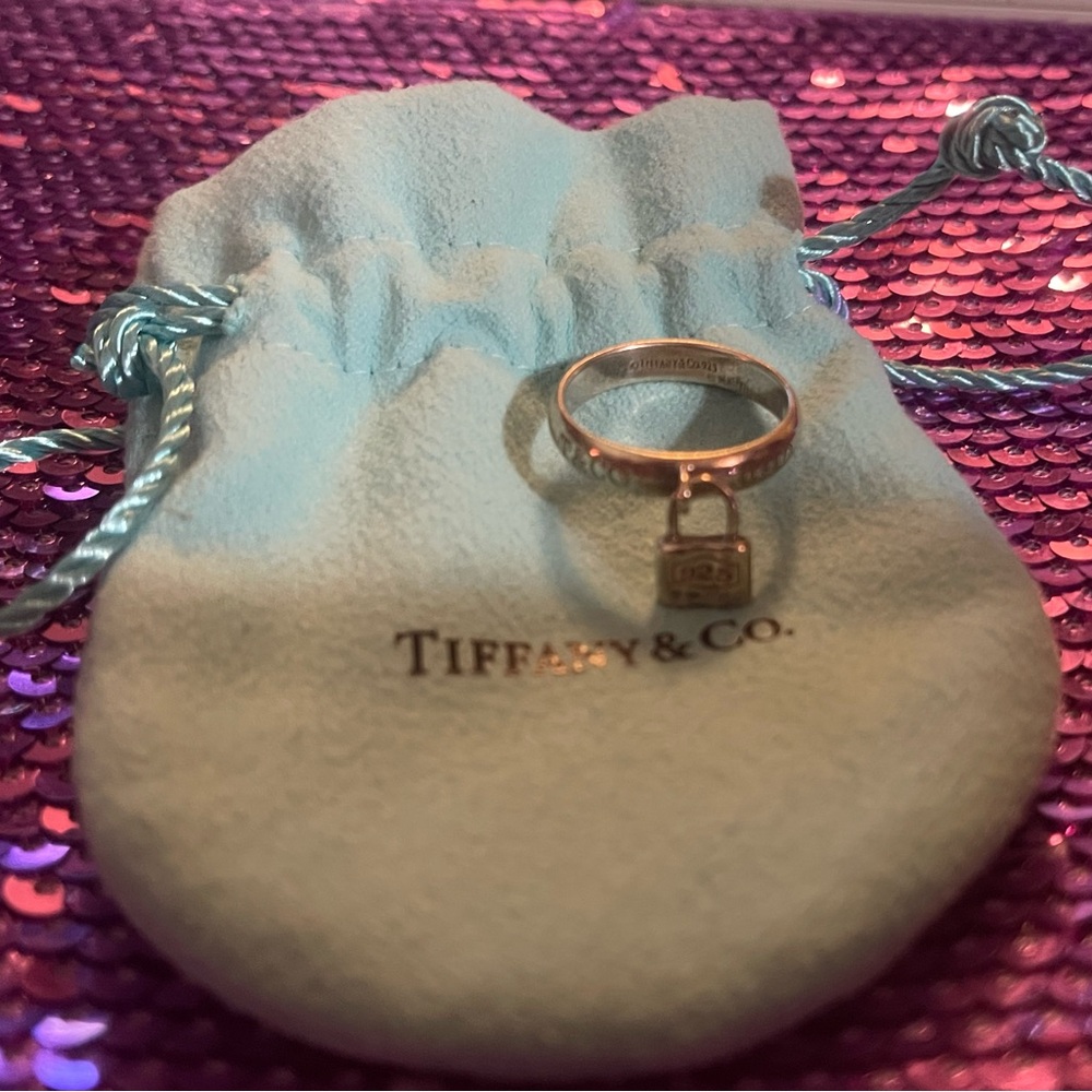Tiffany lock ring . Size 8 in sterling silver